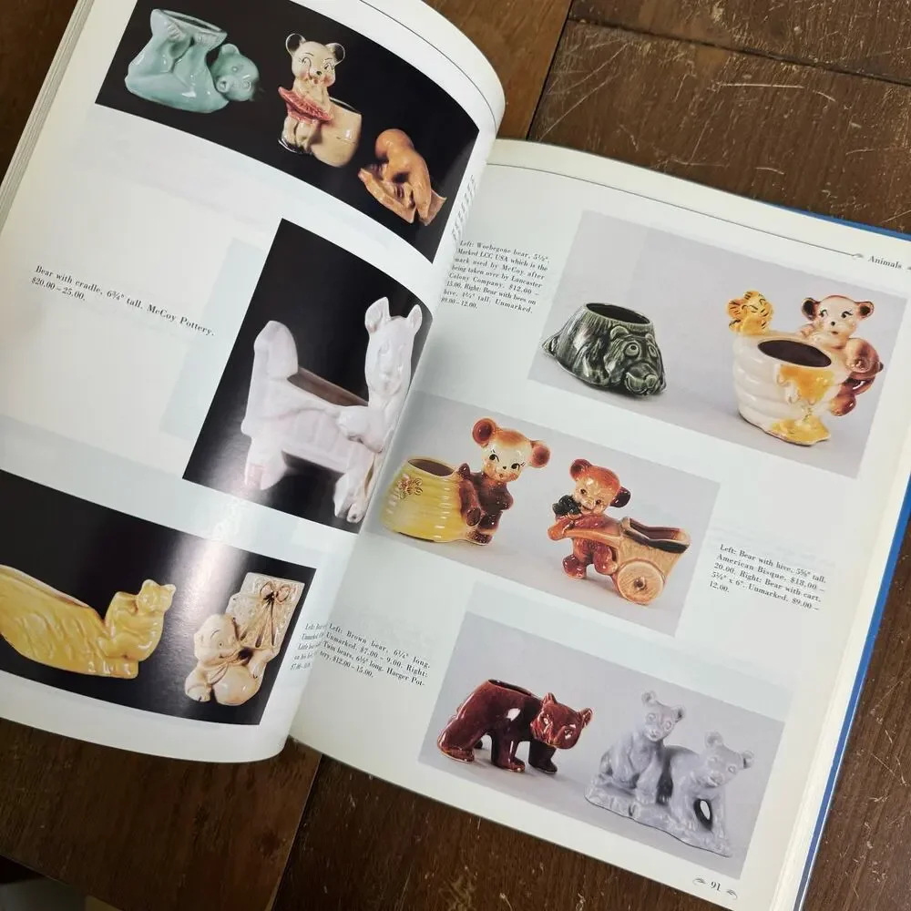 Collector's Encyclopedia of Figural Planters and Vases‎ Betty Bill Newbound 1997